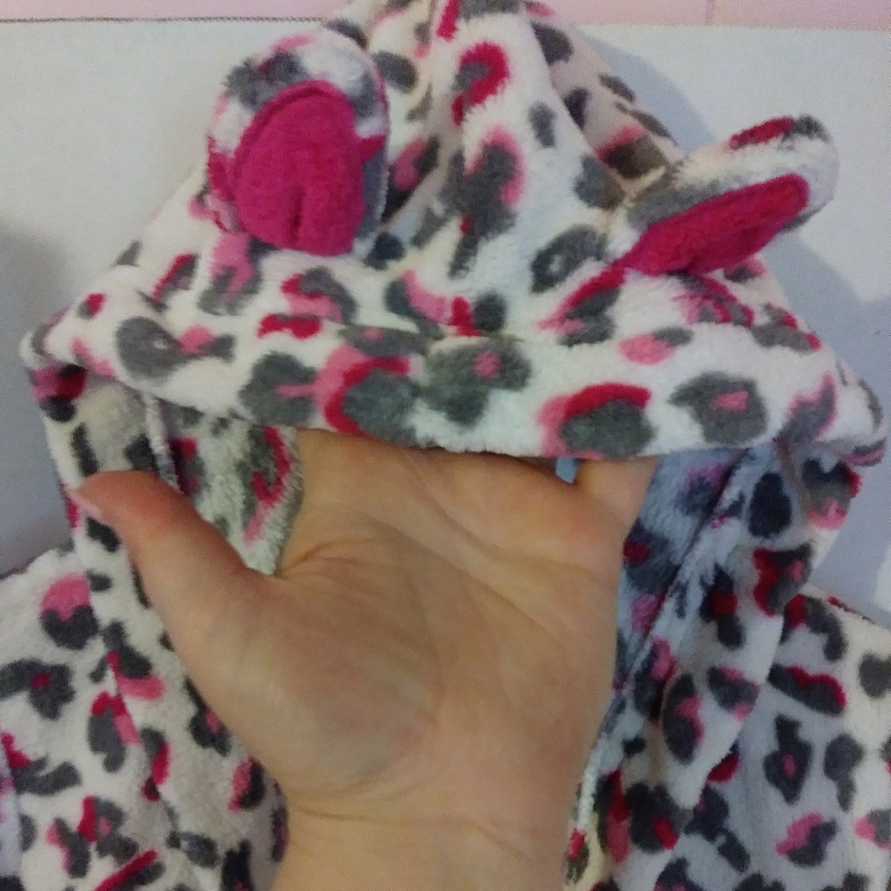 Cheetah Print Robe with Cat Ears Hood - Picture 4 of 5